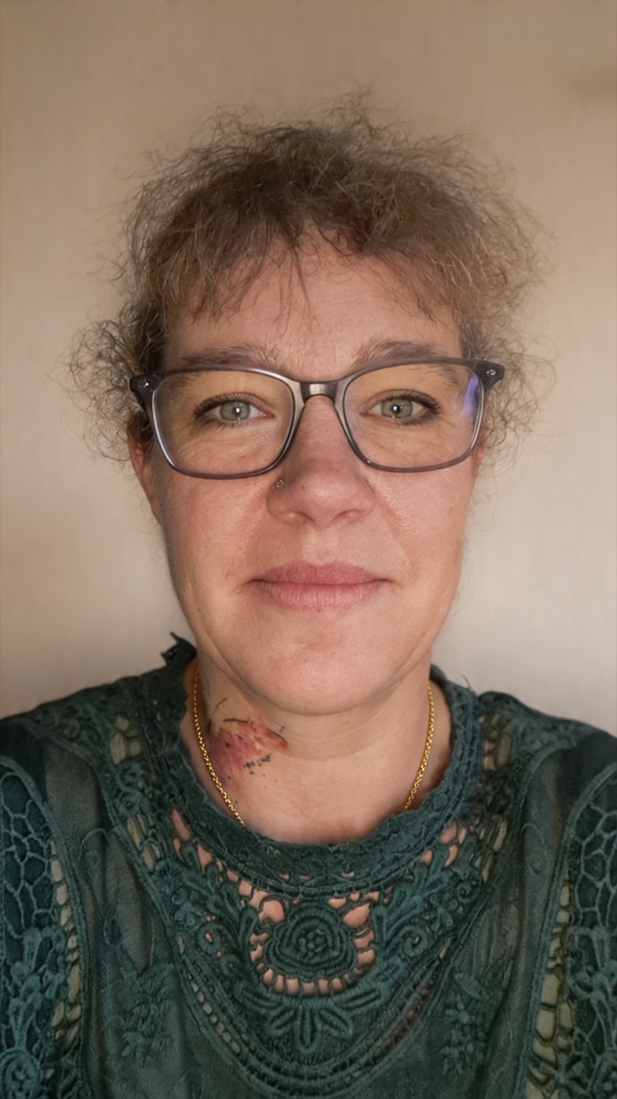 Nadine Peter-Brockers, Pflegeberaterin